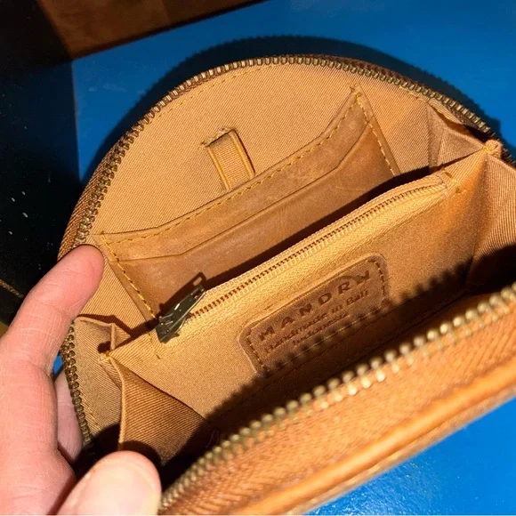 Mandrn Brown Leather Wristlet - Picture 4 of 5